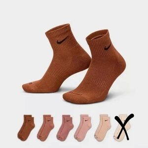 NEW Nike DRI-FIT Everyday Plus Multicolor (L)